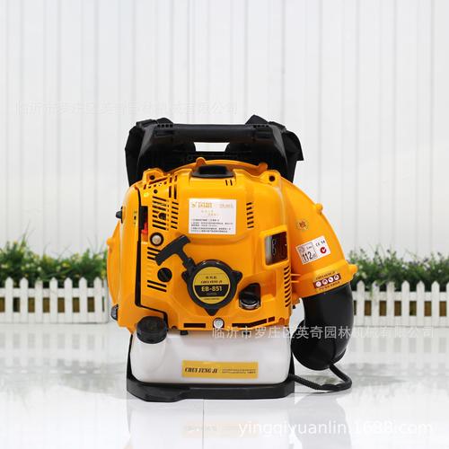 eb851四沖程汽油吹風機 工欲善其事，必先利其器 —— 擁抱高效作業的強勁伙伴